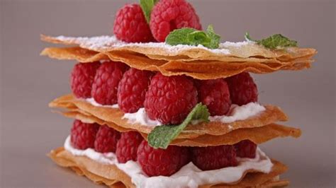 Les Recettes D Arnaud Delmontel Le Mille Feuille Aux Framboises YouTube