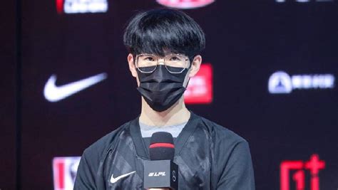 Lpl Mùa Xuân 2022 Viper Toả Sáng Edg Hạ Up Sau 3 Ván