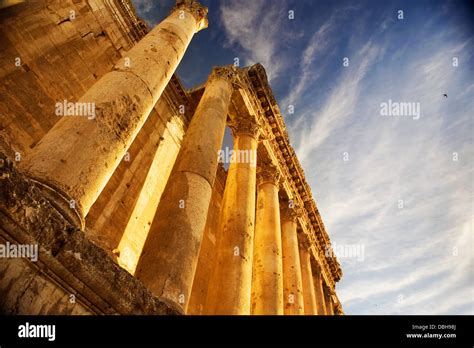 Lebanon Old Ruins Roman Columns In Baalbeck Stock Photo Alamy