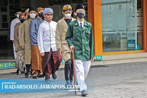 Memakai Kostum Tokoh Pahlawan Bentuk Rasa Bangga Para Siswa Radar Solo