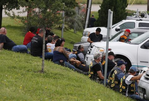 Police 9 Dead In Texas Shootout Involving Rival Biker Gangs