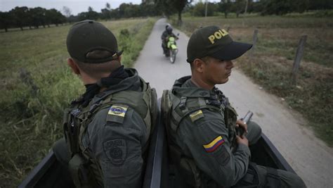 Una Nueva Masacre En Colombia Deja Tres Personas Asesinadas En Pasos