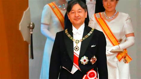 El Emperador Naruhito Remplaza A Su Padre Y Asciende Al Trono De Jap N