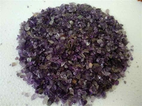 Amethyst Crystal Chips At Rs 125kg Gemstone Chips In Khambhat Id
