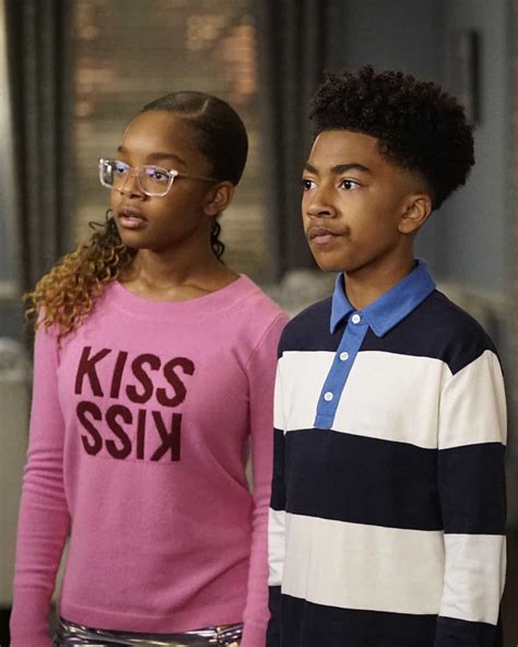 Black Ish Season 6 Episode 1 Photos Pops The Question Seat42f