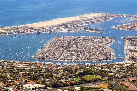 Island Retreat - seconds away from the Balboa Ferry! UPDATED 2022 - Tripadvisor - Balboa Island ...