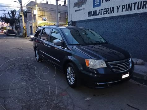 Chrysler Town And Country Touring Piel L Usado Color Azul