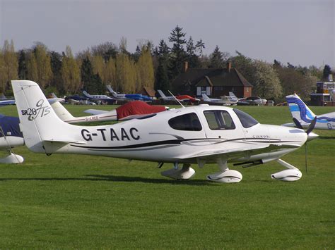 Cirrus Sr 2022 Pictures Technical Data History Barrie Aircraft Museum