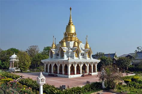 India Kushinagar Thai Temple 11 Kushinagar Is A Town Flickr