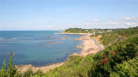 Un Id Lico Pueblo De Francia Para Disfrutar De La Brisa Marina Y El