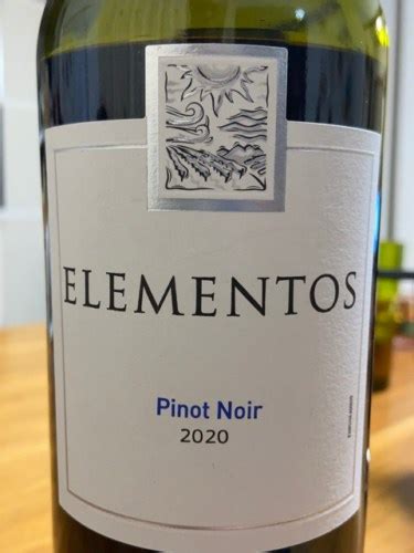 El Esteco Elementos Pinot Noir Vivino Us