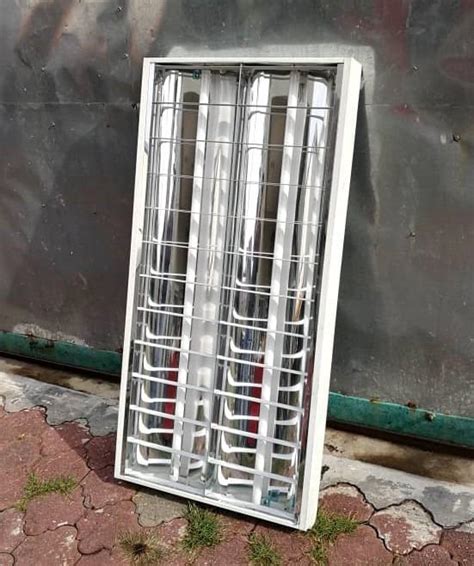 Ceiling Light Box 2x4 Fluorescent Light Reflector Casing 2 X 36 W Ks