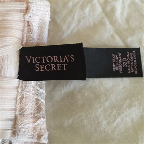Victoria S Secret Intimates Sleepwear Victorias Secret Very Sexy Pushup 32d Nude Lace