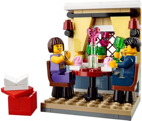 LEGO 40120 Valentine's Day Dinner | Brickset