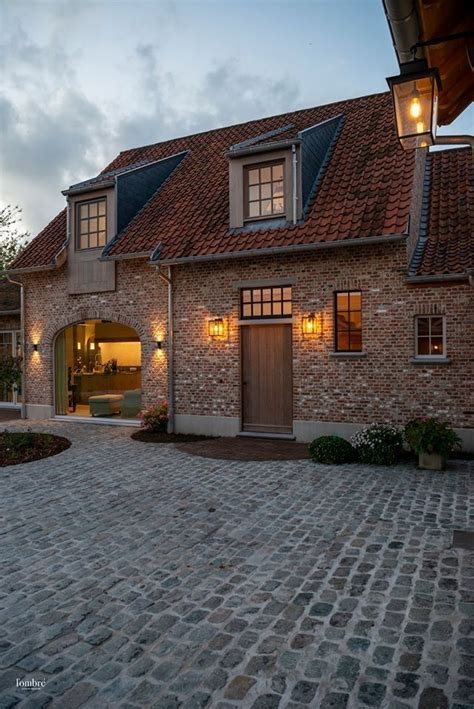 Pin By Jozefie Bo On Landelijke Bouwstijl Brick Exterior House House