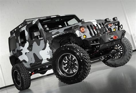 Of The Best Vehicles To Survive A Zombie Apocalypse Jeep Wrangler