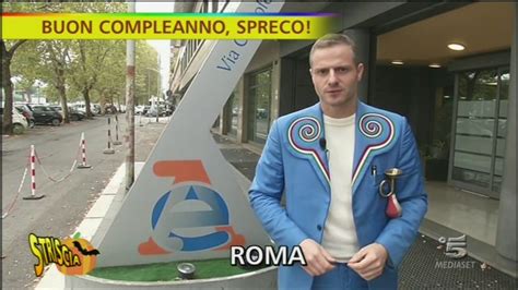 Buon Compleanno Spreco Striscia La Notizia