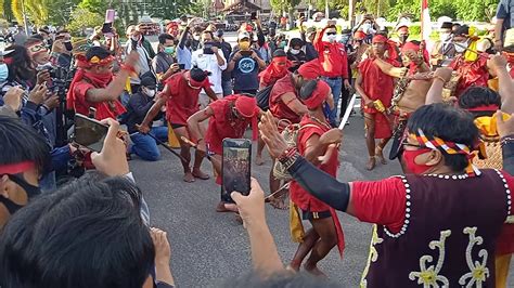 Tolak Habib Rizieq Shihab Beginilah Aksi Suku Dayak Kalteng Youtube