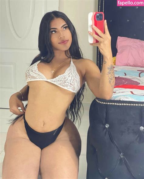 Darlyn Castillo Darlyn0420 Darlyn2104 Nude Leaked OnlyFans Photo 1