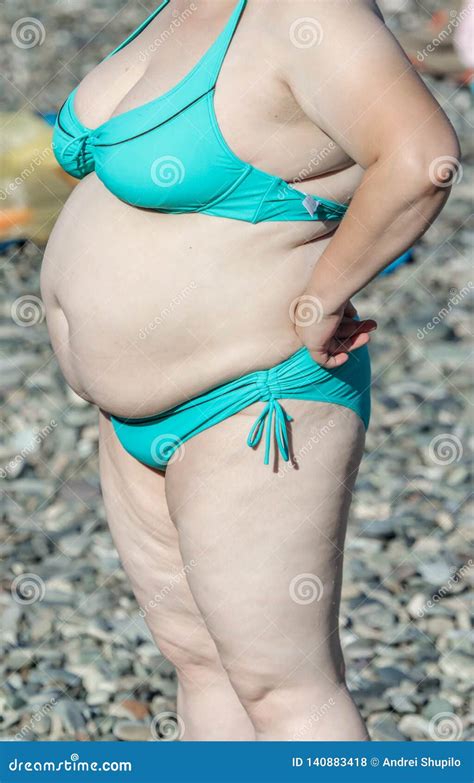 Fat Girl Bikini Selfie