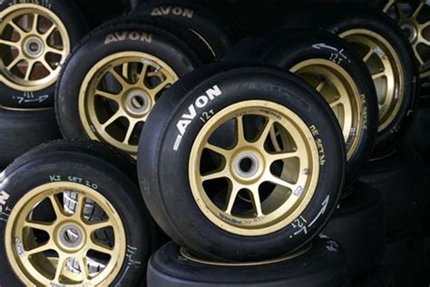 Avon Confirms F1 Talks For 2011 Autoevolution