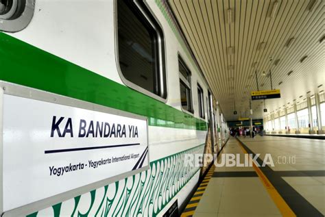 Kai Operasikan Delapan Perjalanan Kereta Bandara Yia Republika Online