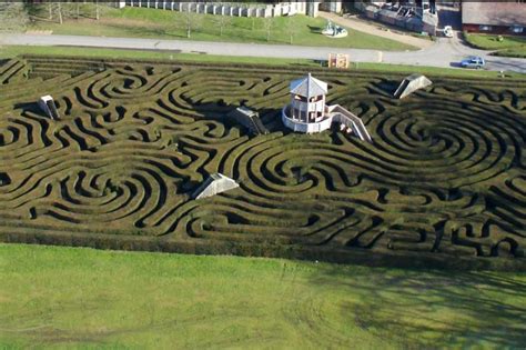 The Worlds Most Incredible Mazes Readers Digest