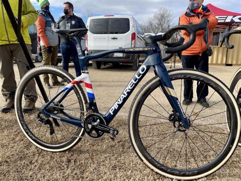 2022 CX World Champion Tom Pidcock S All New Pinarello Crossista F