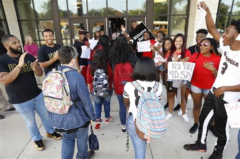 Gallery: UGA students welcome high schoolers back - UGA Today