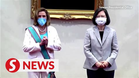 Pelosi Meets Taiwan President Vows Ironclad Commitment Youtube