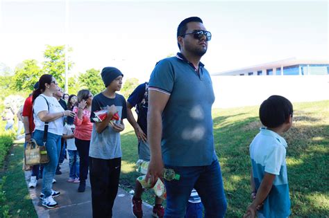 Comienza Eclipse Solar Anular En Sinaloa En Culiac N Tambi N Lo Observan