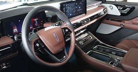 2025 Lincoln Aviator Photo Gallery Car News