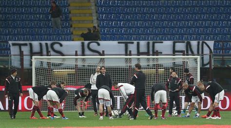 Milan La Protesta Della Sud Game Over Galliani Non Cè Un Nuovo