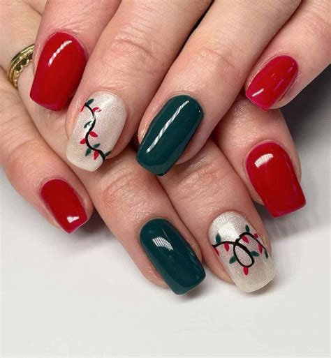 Pin By Ana Hazael On NAILS WITH STYLES Green Nails Red Christmas