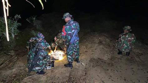 Satgas Yonarmed Kostrad Gagalkan Penyelundupan Miras Dan Kosmetik