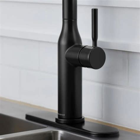 Glacier Bay Upson Single Handle Touchless Pull Down