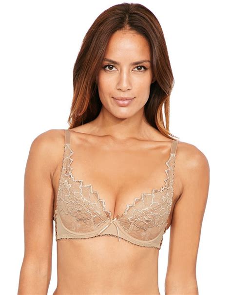 Nude Bras For All Skin Tones That Are Actually Pretty Esty Lingerie