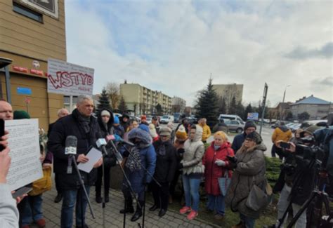 Matka Dw Jki Dzieci Odesz A Po Godzinach Od Zg Oszenia Si Na Sor