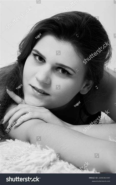 Sensual Luxury Woman Black Lingerie Lying Stock Photo 2200361597 Shutterstock