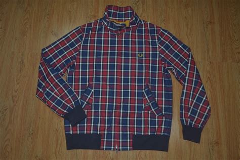 FRED PERRY, Men's Fashion, Coats, Jackets and Outerwear on Carousell