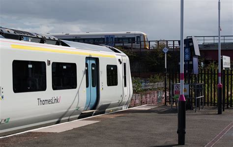 Imgp3429 Govia Thameslink Railway Class 700 Desiro City Flickr