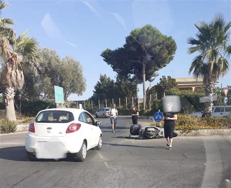 Incidente Sulla Vittoria Scoglitti Ci Sono Due Feriti Radio Rtm Modica