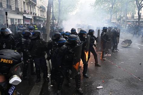 Manifestation Du Er Mai Darmanin Annonce Policiers Et Gendarmes