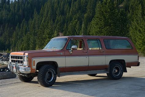 1980 GMC Suburban - Information and photos - MOMENTcar