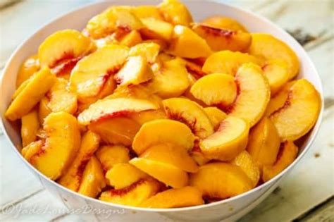 How To Freeze Peaches Without Sugar For Fresh Peaches Flavor Year Round