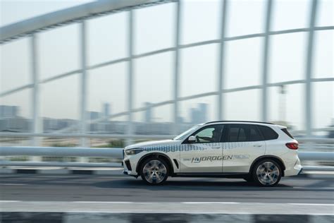 BMW IX5 HYDROGEN EN PRUEBAS EXTREMAS EN EL DESIERTO