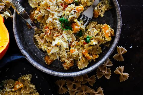 Baked Feta Kürbis Pasta Gaumenschmaus