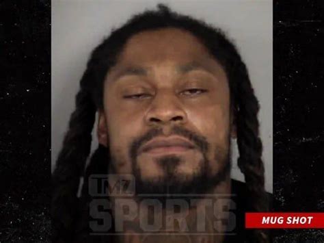 Social media pokes fun at Marshawn Lynch mugshot following his arrest