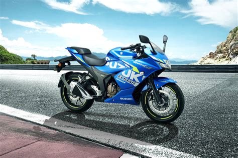 Suzuki Gixxer SF 250 Moto GP BS6 Price Images Mileage Specs Features