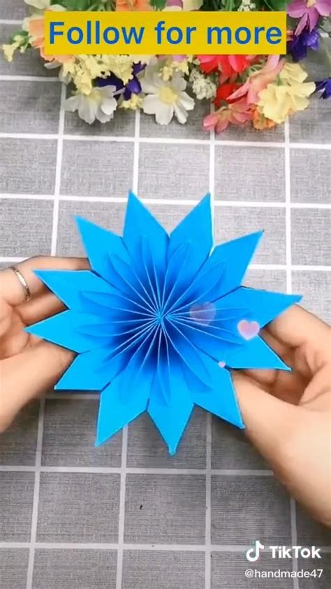 62 Өнгийн цаасаар юм хийх Ideas Origami Crafts Diy Origami Crafts